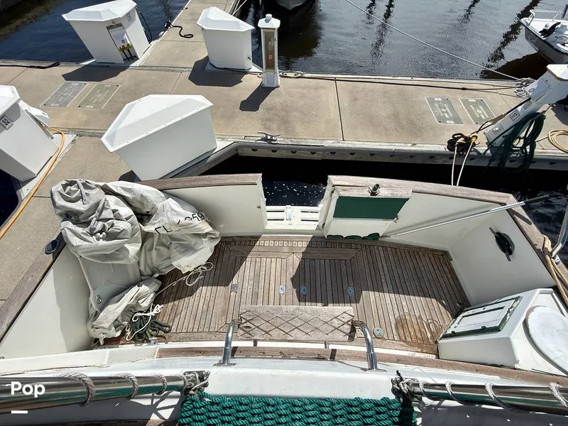 Slide: The Image of Marine Trader 43 Tradewinds 1986 - 16700036