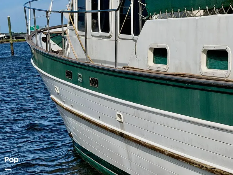 Slide: The Image of Marine Trader 43 Tradewinds 1986 - 16701344