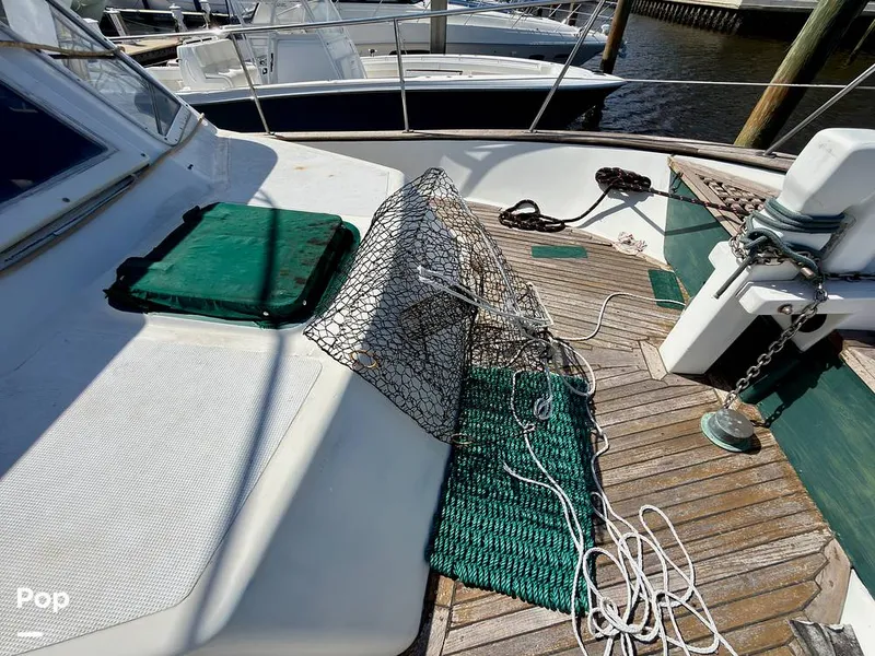 Slide: The Image of Marine Trader 43 Tradewinds 1986 - 16700042
