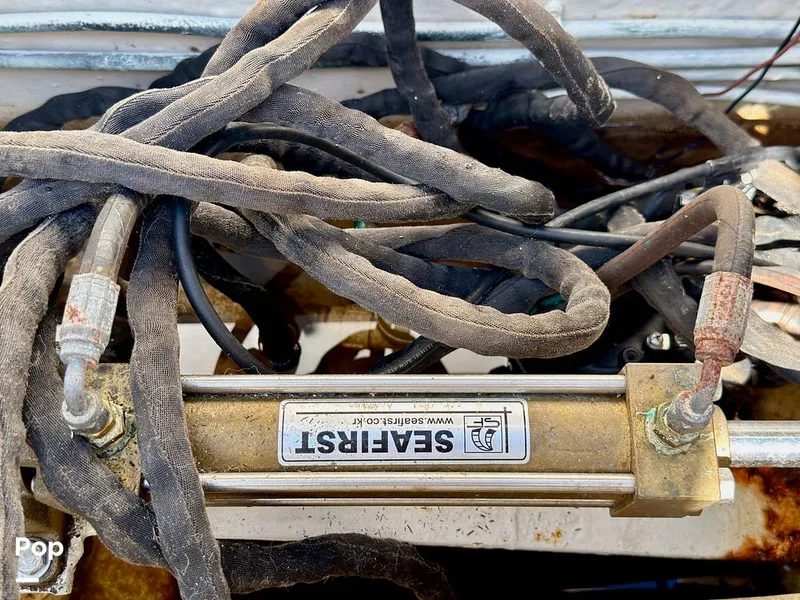 Slide: The Image of Marine Trader 43 Tradewinds 1986 - 16700055