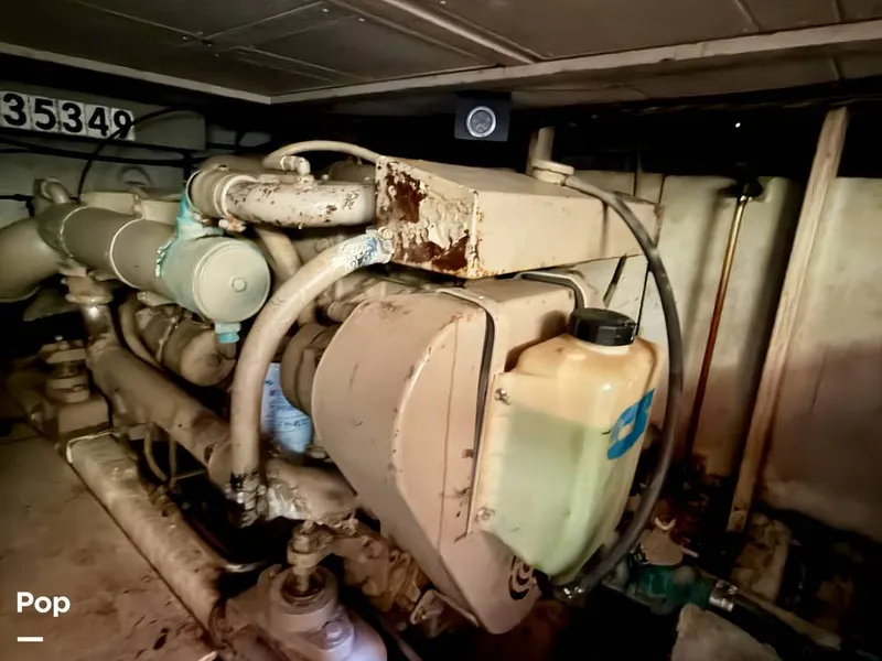 Slide: The Image of Marine Trader 43 Tradewinds 1986 - 16700086