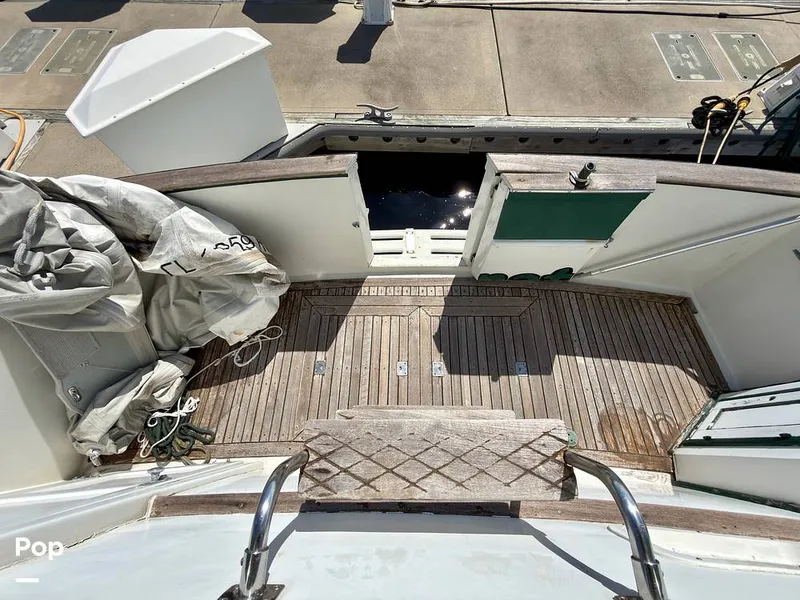 Slide: The Image of Marine Trader 43 Tradewinds 1986 - 16699896