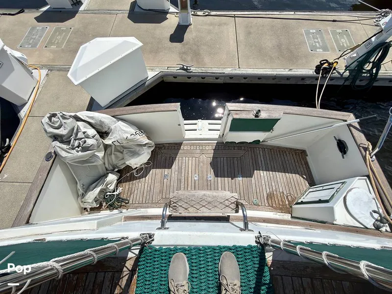 Slide: The Image of Marine Trader 43 Tradewinds 1986 - 16699878