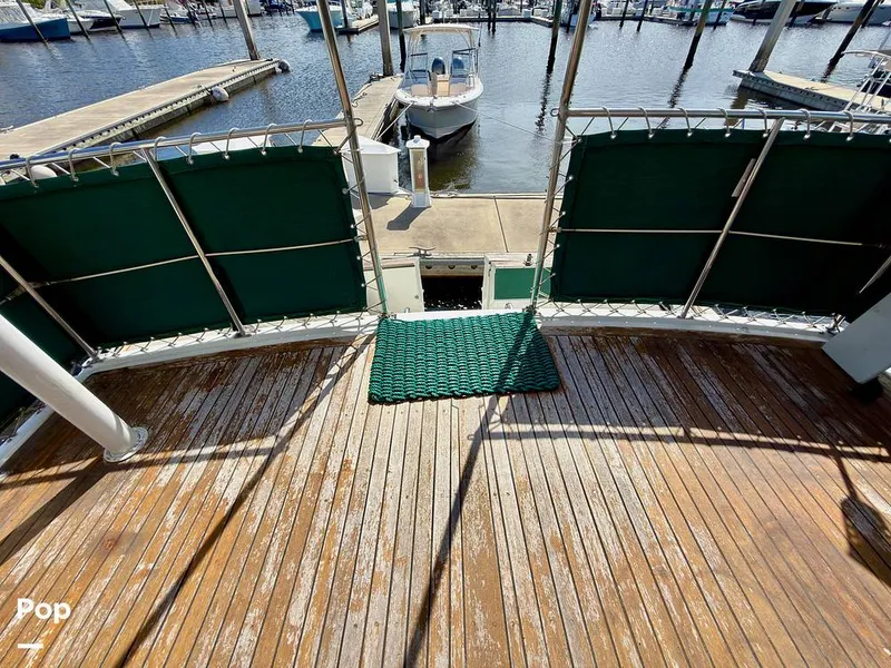 Slide: The Image of Marine Trader 43 Tradewinds 1986 - 16700035