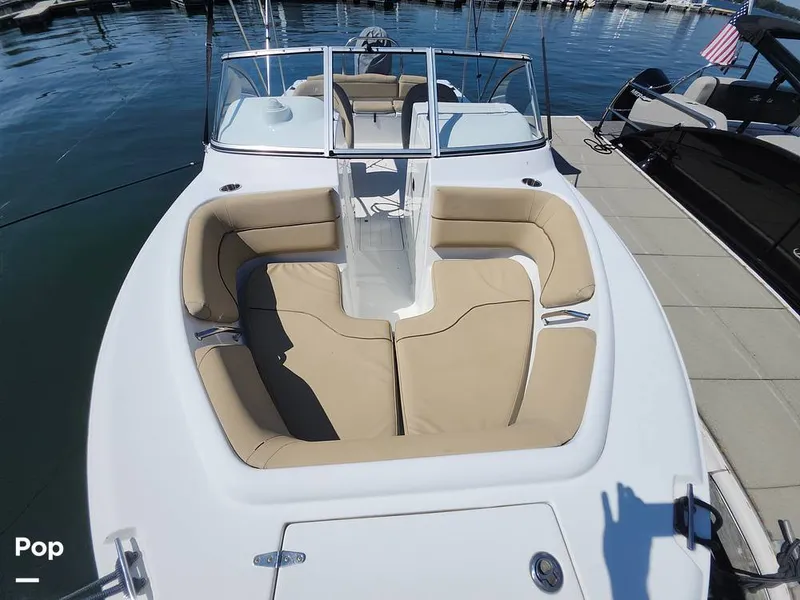 Slide: The Image of Sea Hunt Escape 211 LE 2017 - 16612708