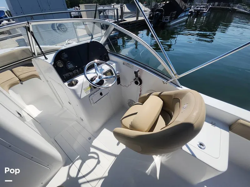 Slide: The Image of Sea Hunt Escape 211 LE 2017 - 16612727