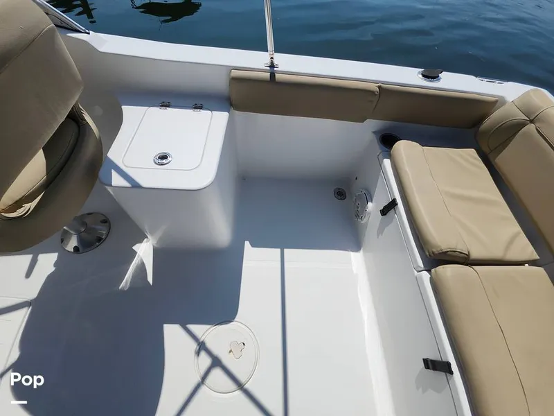 Slide: The Image of Sea Hunt Escape 211 LE 2017 - 16612751