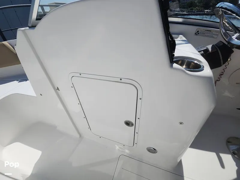 Slide: The Image of Sea Hunt Escape 211 LE 2017 - 16612783