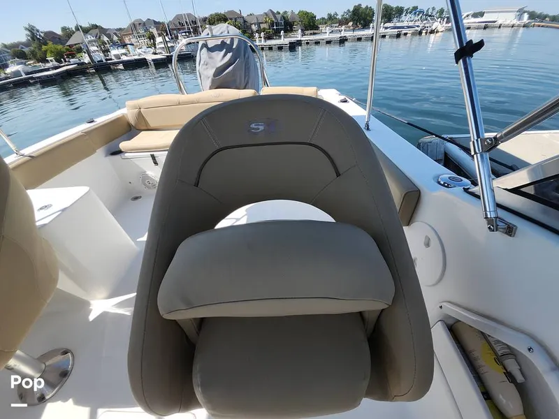 Slide: The Image of Sea Hunt Escape 211 LE 2017 - 16612747