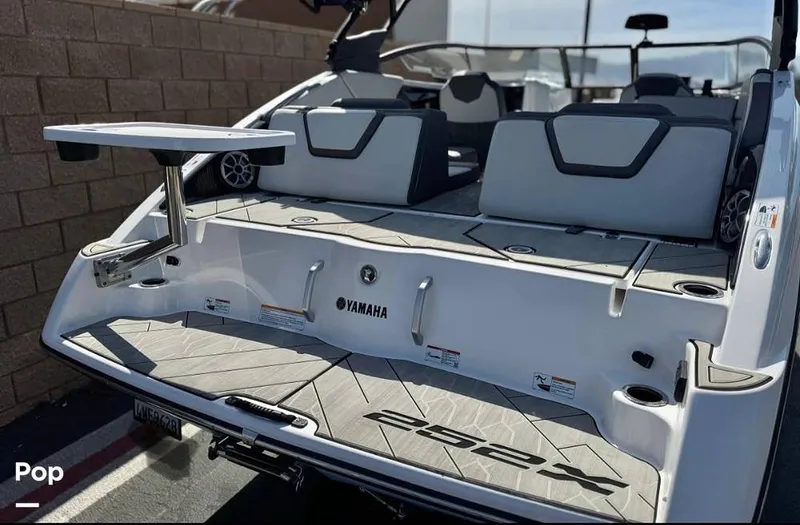 Slide: The Image of Yamaha 252XE 2023 - 16542968