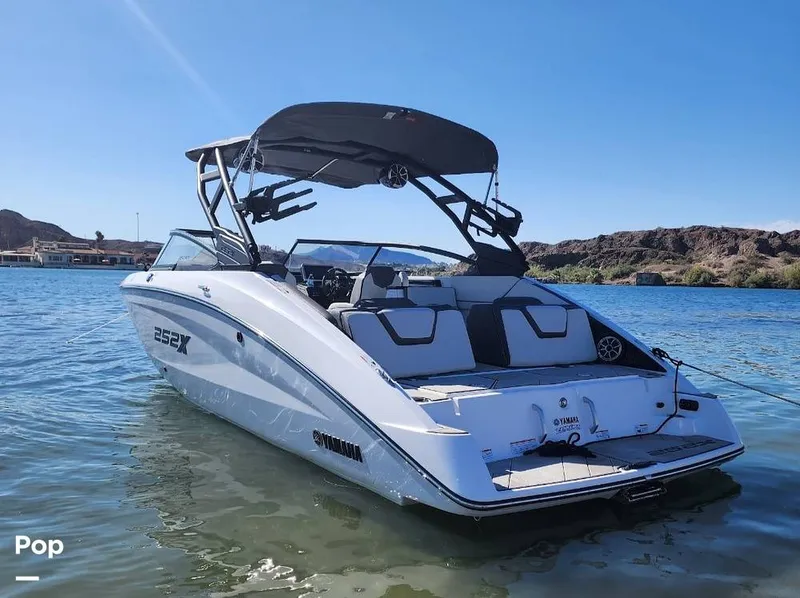 The Image of Yamaha 252XE 2023 - 16526509