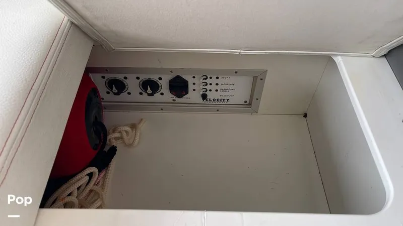 Slide: The Image of Battery Switch - 16575662