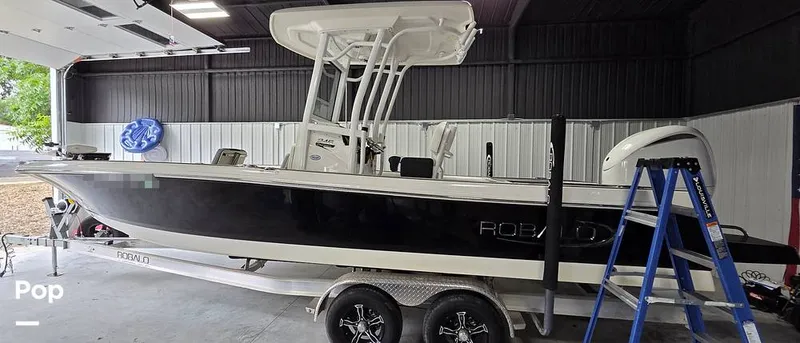 Slide: The Image of Robalo 246 Cayman 2023 - 16549832
