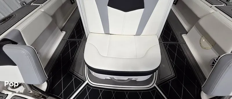 Slide: The Image of Robalo 246 Cayman 2023 - 16549906