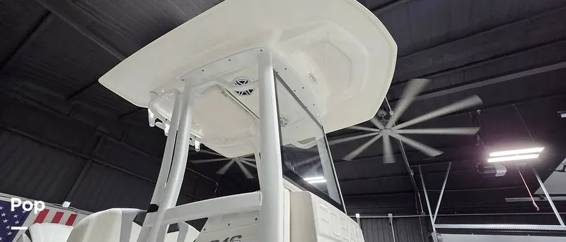Slide: The Image of Robalo 246 Cayman 2023 - 16549875