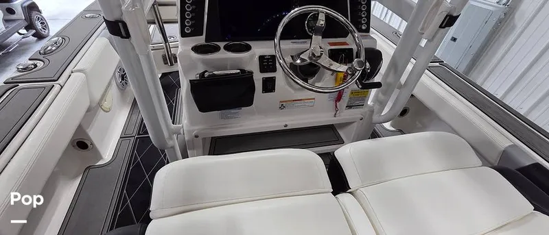 Slide: The Image of Robalo 246 Cayman 2023 - 16549918