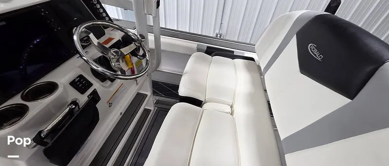 Slide: The Image of Robalo 246 Cayman 2023 - 16549928