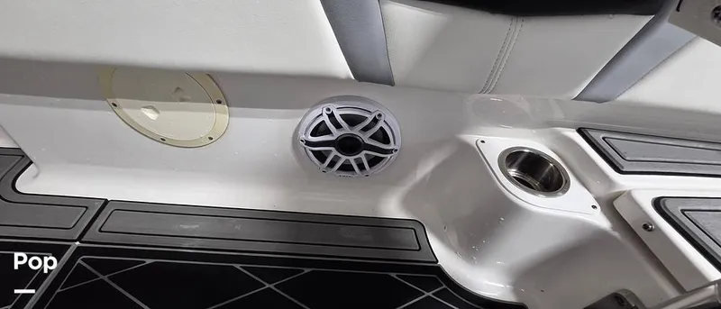 Slide: The Image of Robalo 246 Cayman 2023 - 16549914