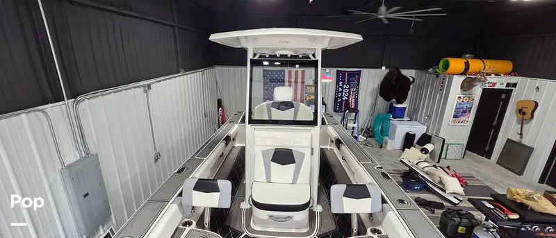 Slide: The Image of Robalo 246 Cayman 2023 - 16549904