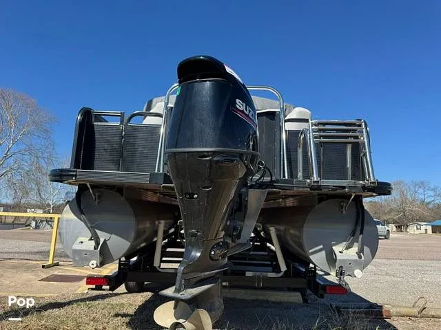 Slide: The Image of Avalon 2585rf 2021 - 16531654