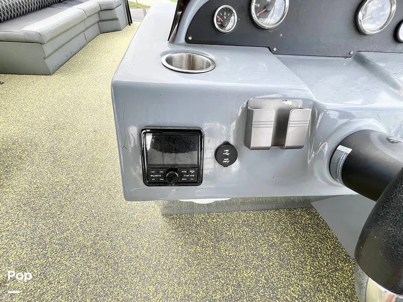 Slide: The Image of Sound System - 16526878