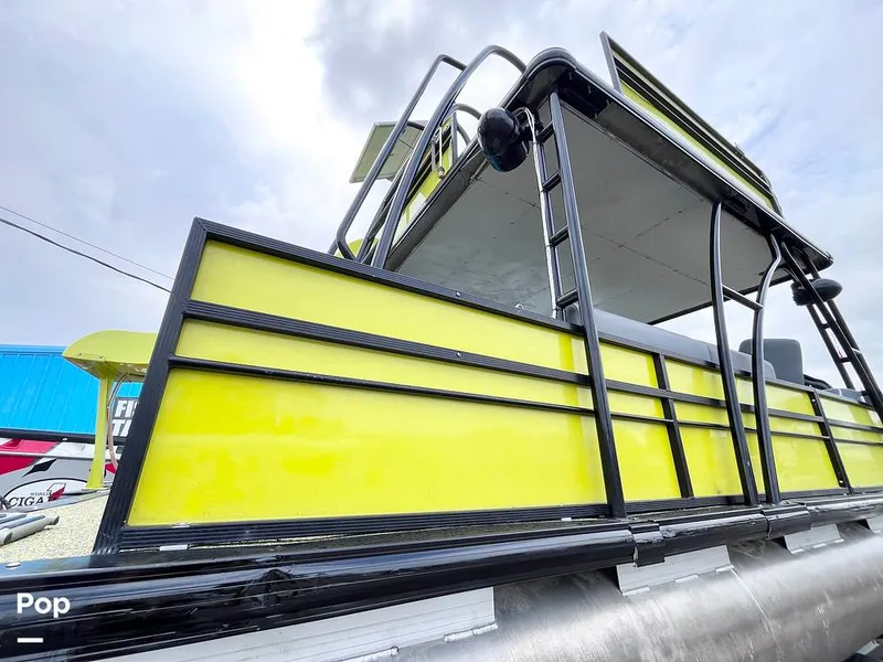 Slide: The Image of Custom Craft 29 Double Decker 2024 - 16526854