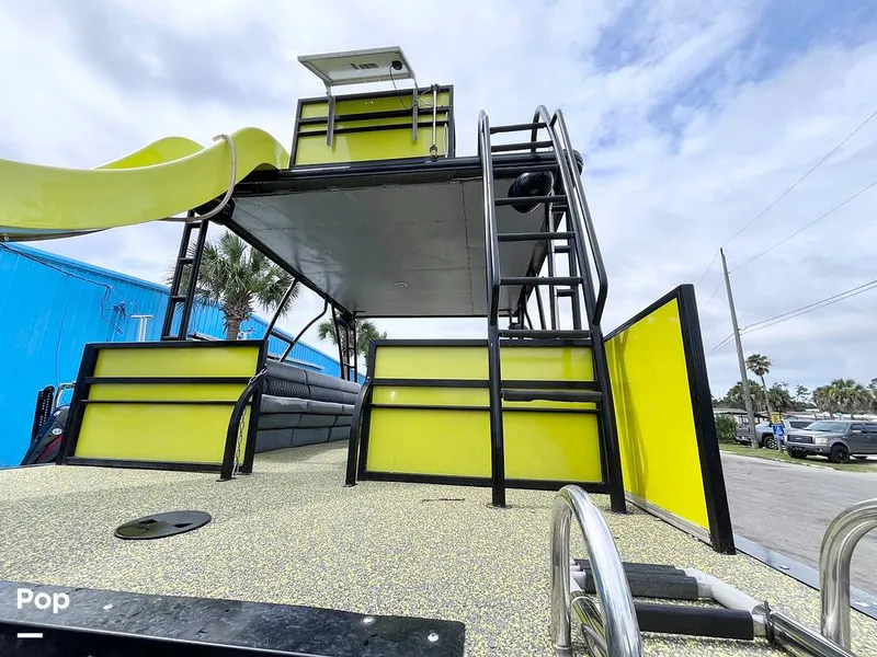 Slide: The Image of Custom Craft 29 Double Decker 2024 - 16526847