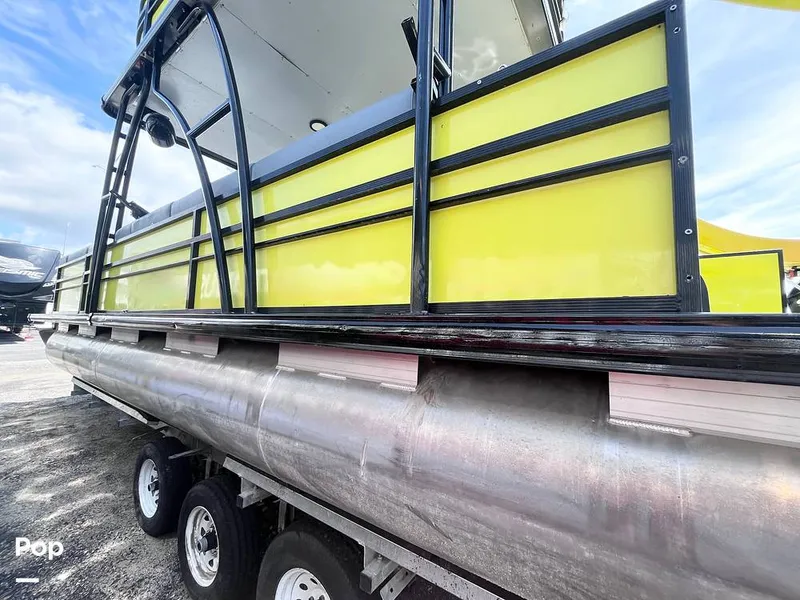 Slide: The Image of Custom Craft 29 Double Decker 2024 - 16640635