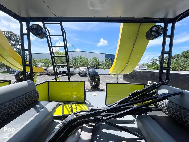 Slide: The Image of Custom Craft 29 Double Decker 2024 - 16640636
