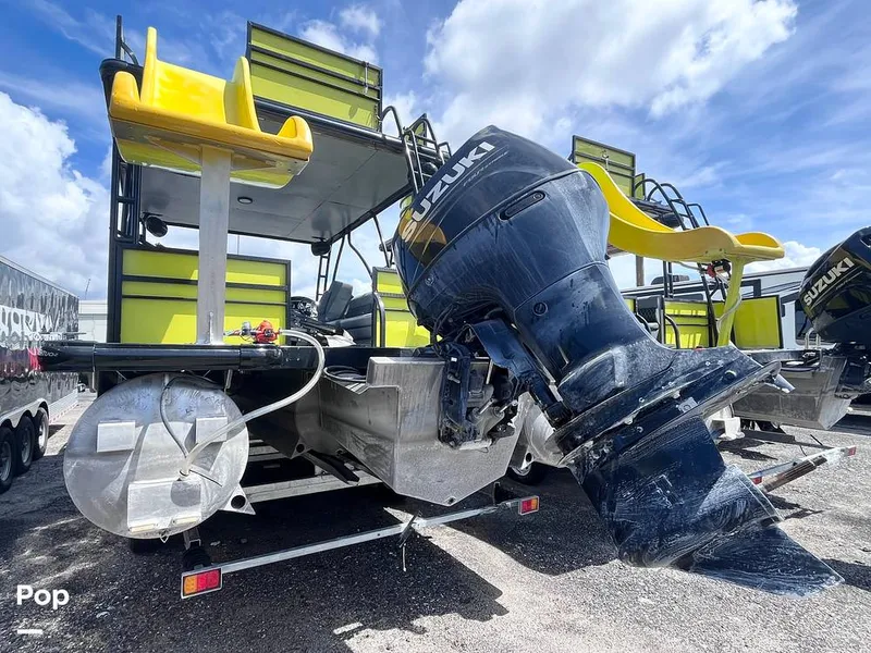 Slide: The Image of Custom Craft 29 Double Decker 2024 - 16640657