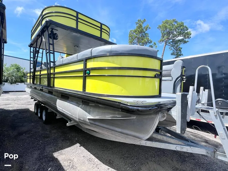 The Image of Custom Craft 29 Double Decker 2024 - 16640629