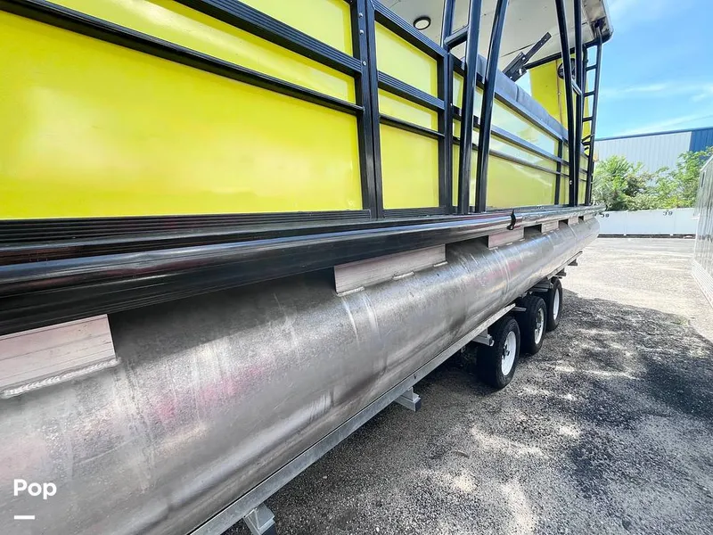 Slide: The Image of Custom Craft 29 Double Decker 2024 - 16640634