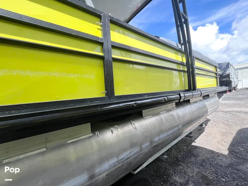Slide: The Image of Custom Craft 29 Double Decker 2024 - 16640632