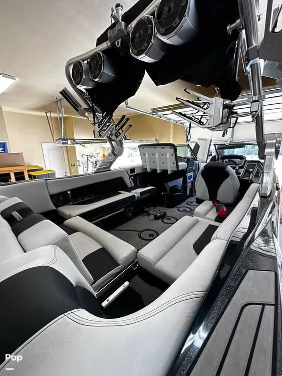 Slide: The Image of Mastercraft x24 2020 - 16536307