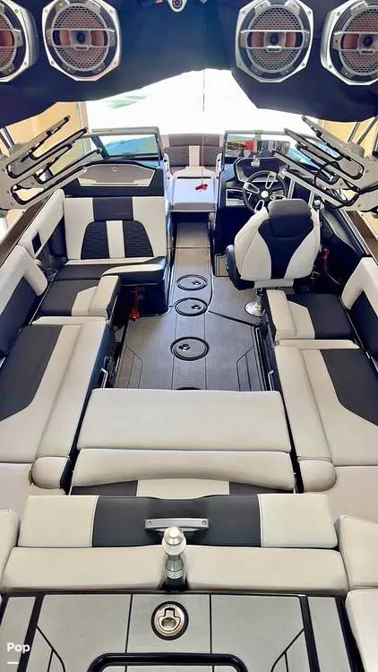 Slide: The Image of Mastercraft x24 2020 - 16536306