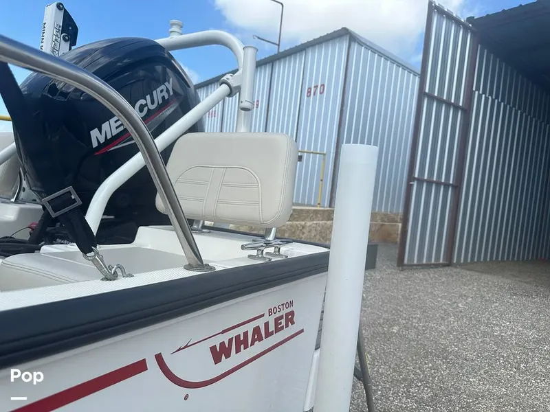 Slide: The Image of Boston Whaler 170 Montauk 2022 - 16558106