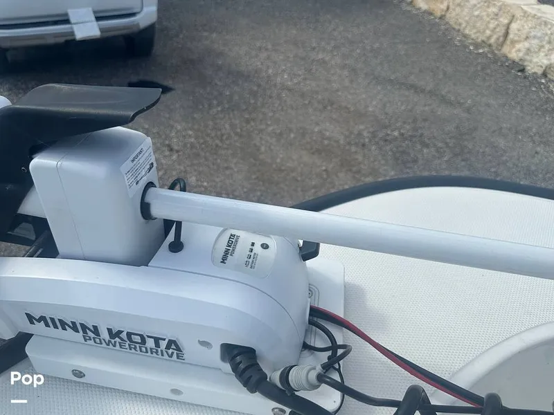 Slide: The Image of Boston Whaler 170 Montauk 2022 - 16558039