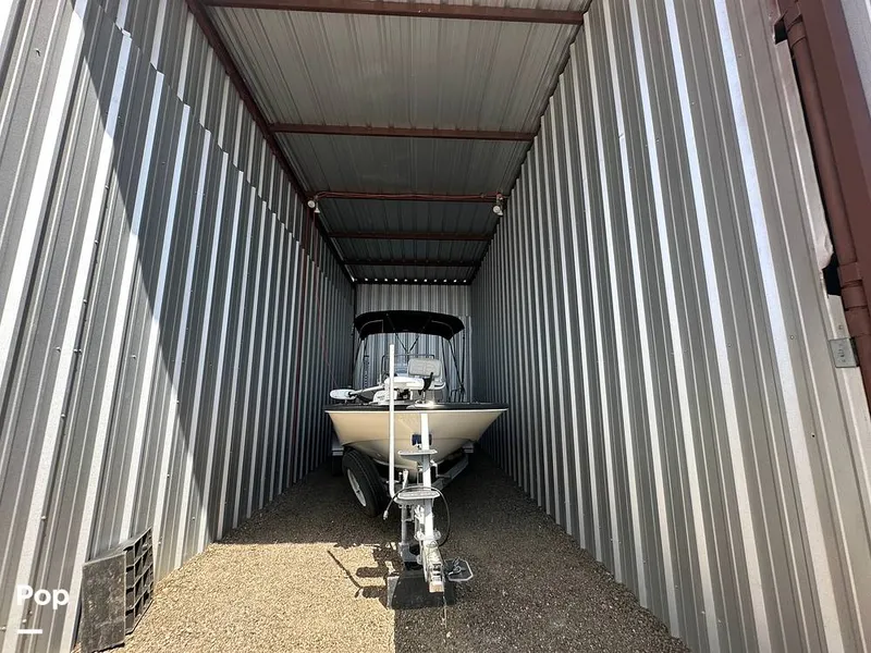 Slide: The Image of Boston Whaler 170 Montauk 2022 - 16558155