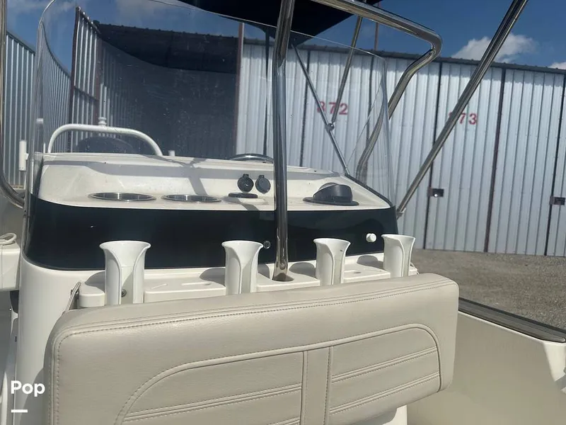 Slide: The Image of Boston Whaler 170 Montauk 2022 - 16558046