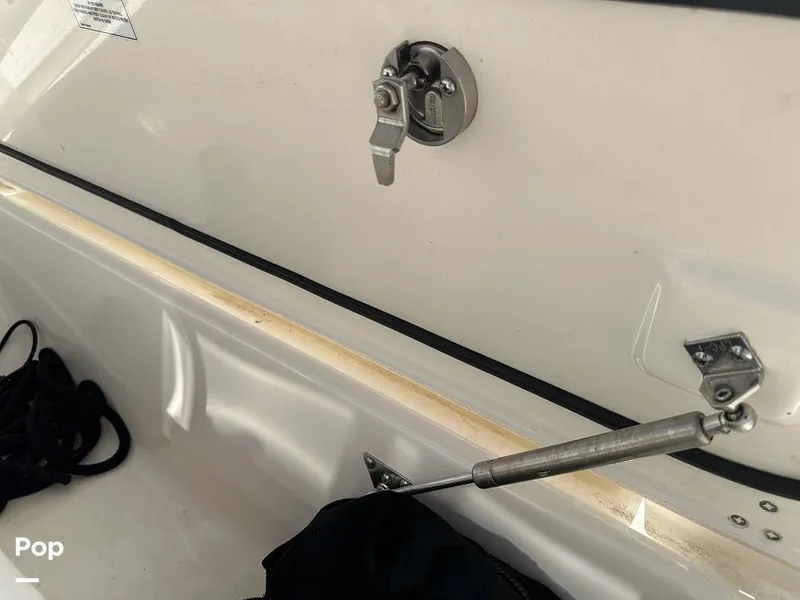Slide: The Image of Boston Whaler 170 Montauk 2022 - 16558032