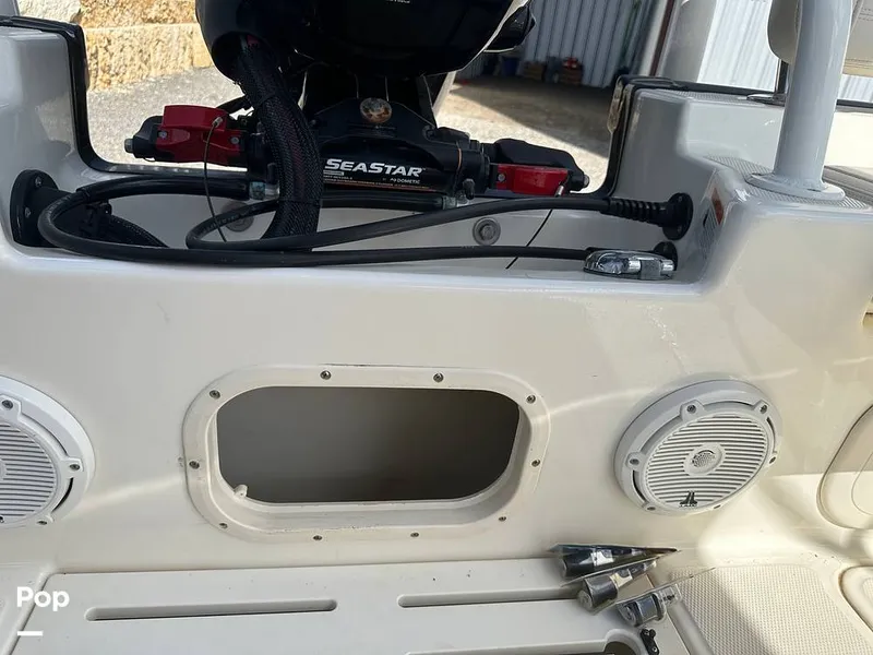 Slide: The Image of Boston Whaler 170 Montauk 2022 - 16558007