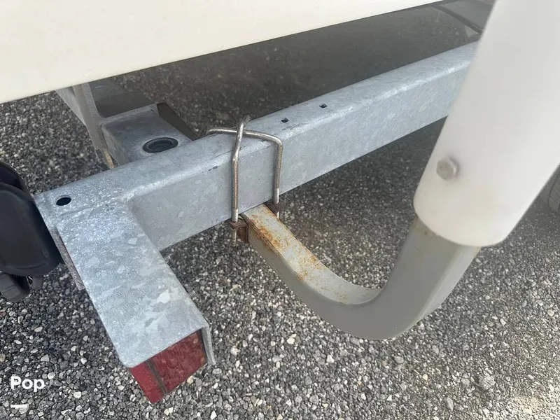 Slide: The Image of Boston Whaler 170 Montauk 2022 - 16558091