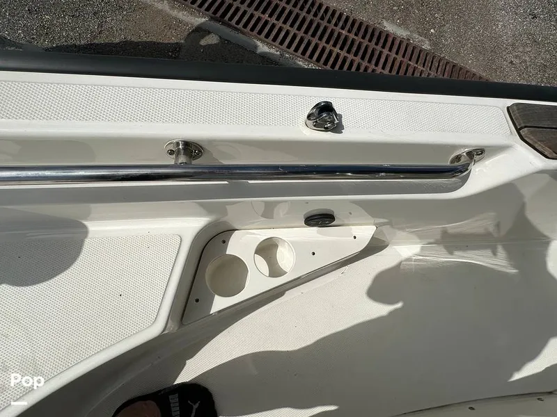 Slide: The Image of Boston Whaler 170 Montauk 2022 - 16558082