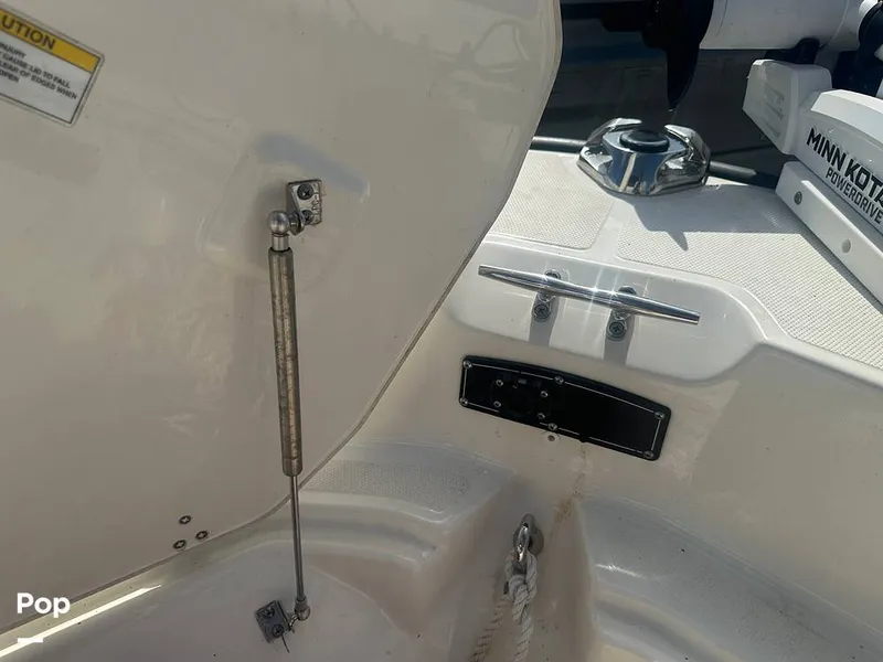 Slide: The Image of Boston Whaler 170 Montauk 2022 - 16558036