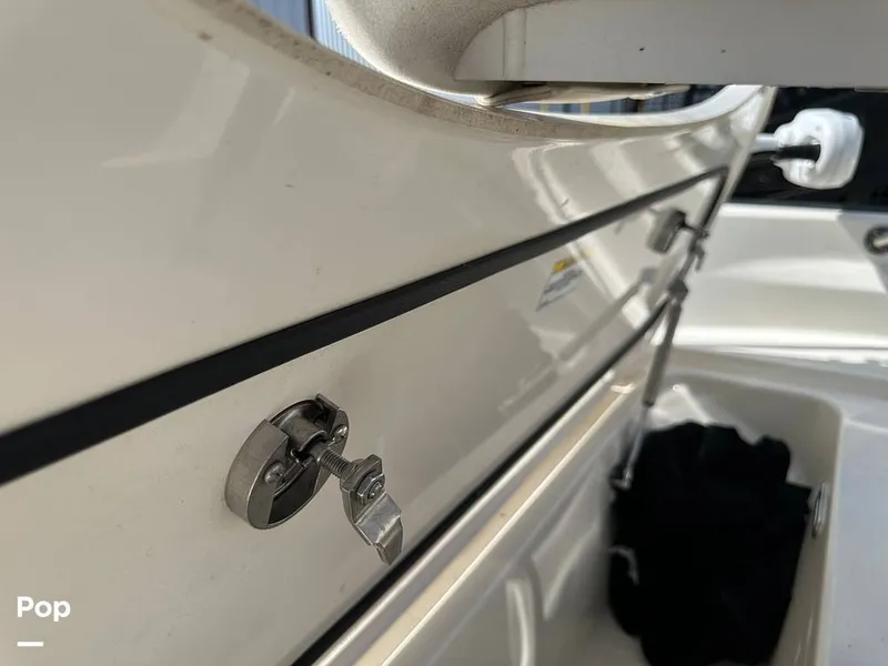 Slide: The Image of Boston Whaler 170 Montauk 2022 - 16558030