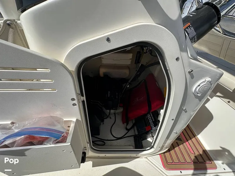 Slide: The Image of Boston Whaler 170 Montauk 2022 - 16558026