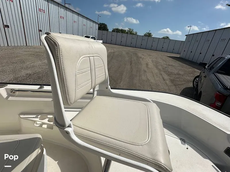 Slide: The Image of Boston Whaler 170 Montauk 2022 - 16558081