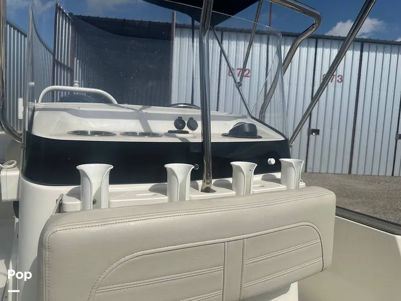 Slide: The Image of Boston Whaler 170 Montauk 2022 - 16558047