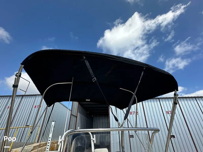 Slide: The Image of Boston Whaler 170 Montauk 2022 - 16558050
