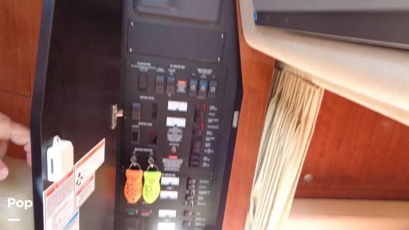 Slide: The Image of Sea Ray 340 Sundancer 2007 - 16556107